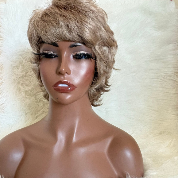 Valentino Other - The Valentino Wig Vintage Ash Blonde Short Wavy Pixie Cut Wig Large Cap Size